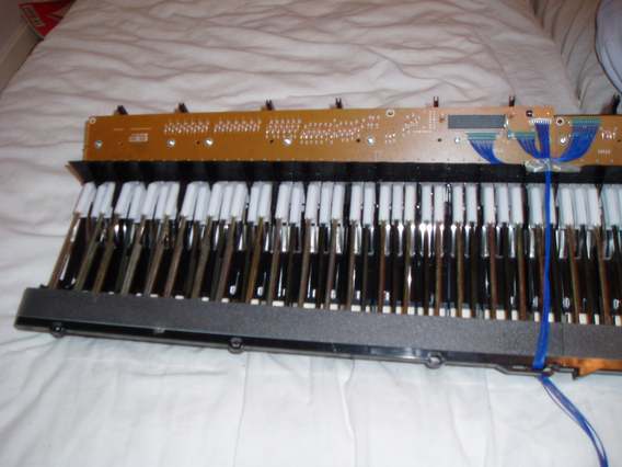 10b_keyboard_underside